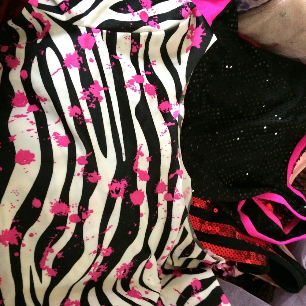 "80s party Girl dance or Halloween outfit